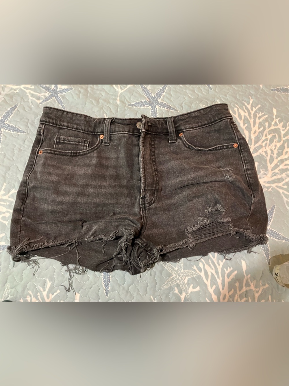 Old Navy woman size 12 cutoff jean shorts